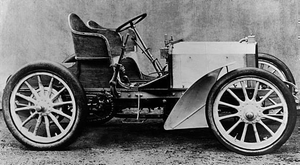 Der erste Mercedes, der 35-PS Rennwagen von 1901.